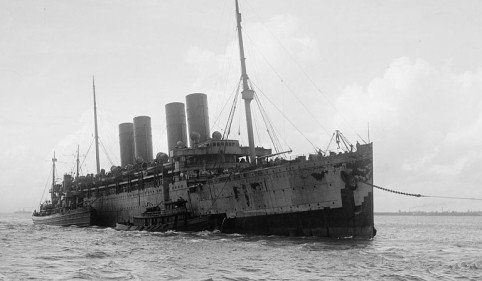 SS_Kronprinz_Wilhelm_liner_interned_1916